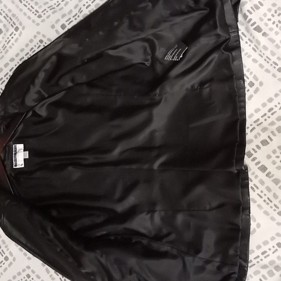 Worthington leather jacket womans sz(L) - Picture 6 of 8